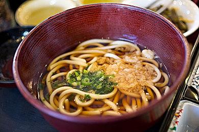 策略卡牌游戏《狭小空间中的骑士》面向PC公布